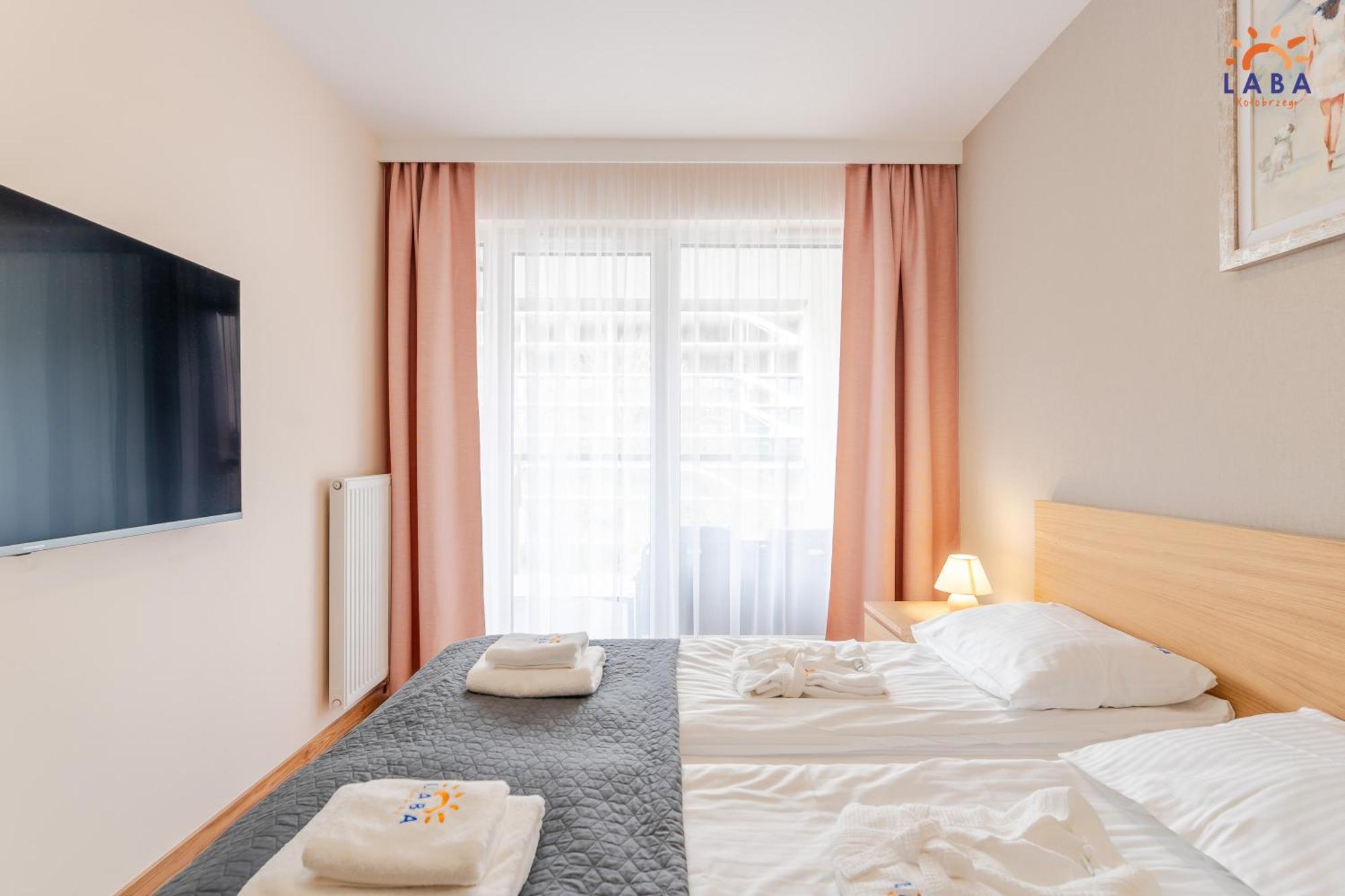 Laba Kolobrzeg Apartamenty Kasprowicza 20C Parking Basen Fitness Bawialnia W Cenie, Parkplatz Schwimmbad Fitness Spielzimmer Im Preis Ngoại thất bức ảnh